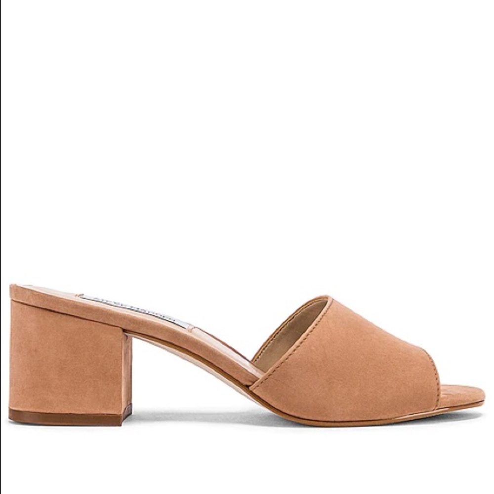 Steve Madden “Insist” camel suede mules! Like new!